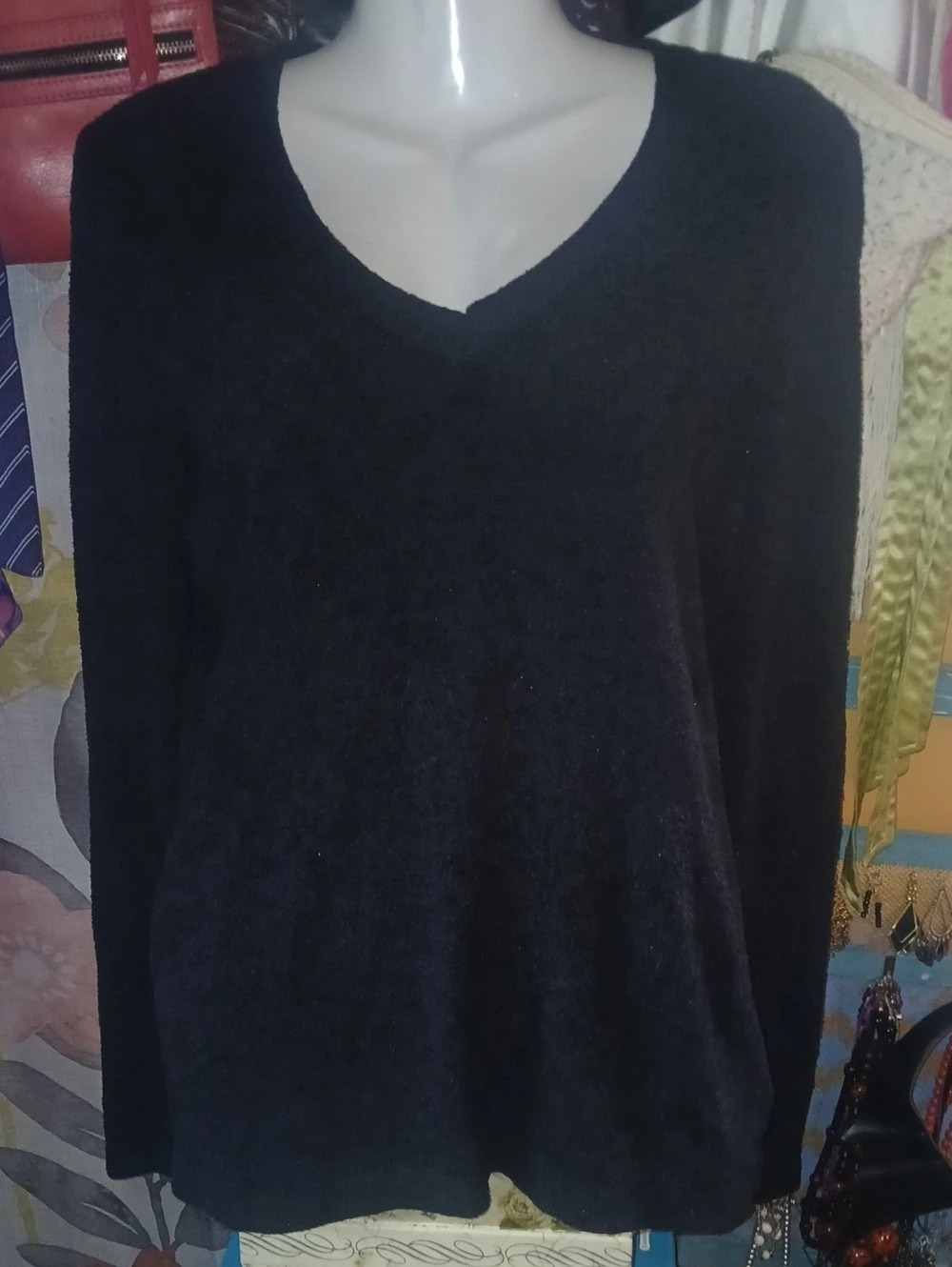 ExOfficio Black V-Neck Nylon Sweater Medium